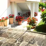 Md Apartmán *