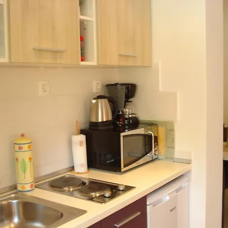 Md Apartment Roc